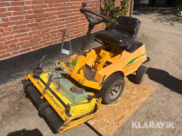 Havetraktor Stiga Villa