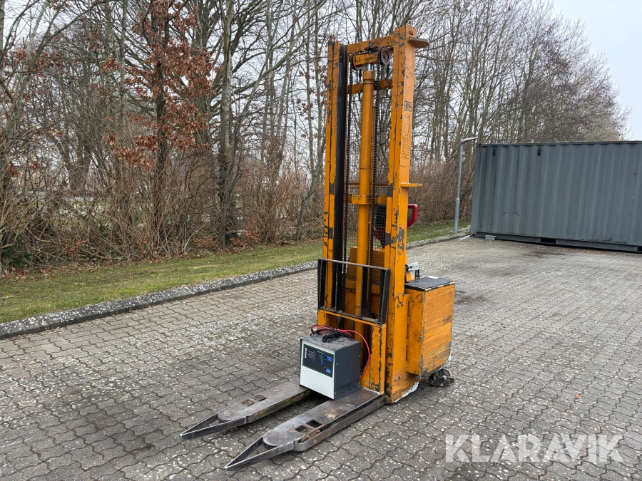 Stabler Brødrende Vestergaard S-12 B spec.