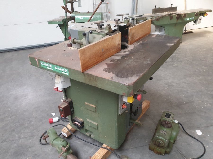 Fræser med fremtræk