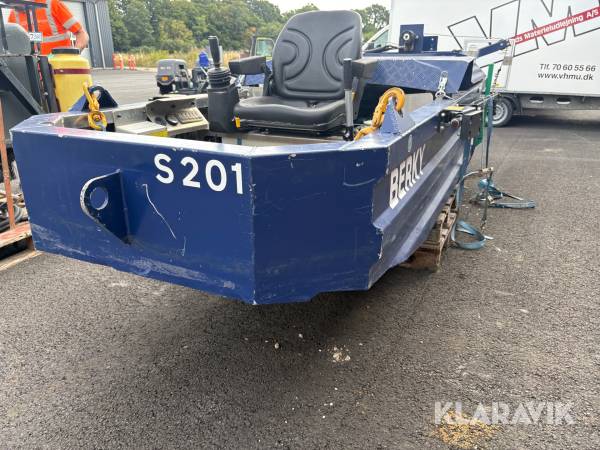 Båd til grødeafskæring Berky Mähboot 6100