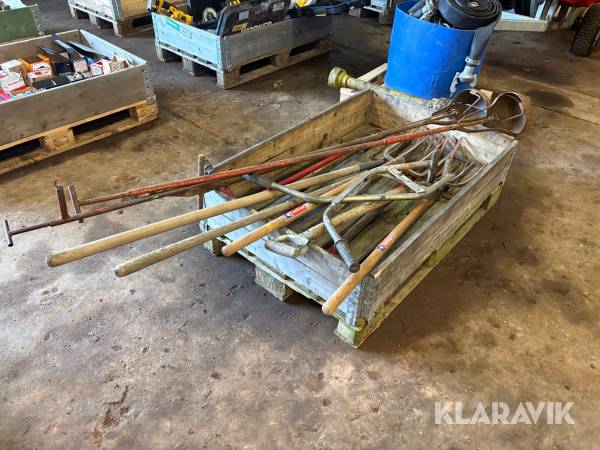 Diverse redskaber - 2 paller