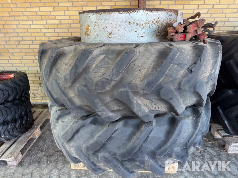 Tvillingehjul Pirelli 20.8R38