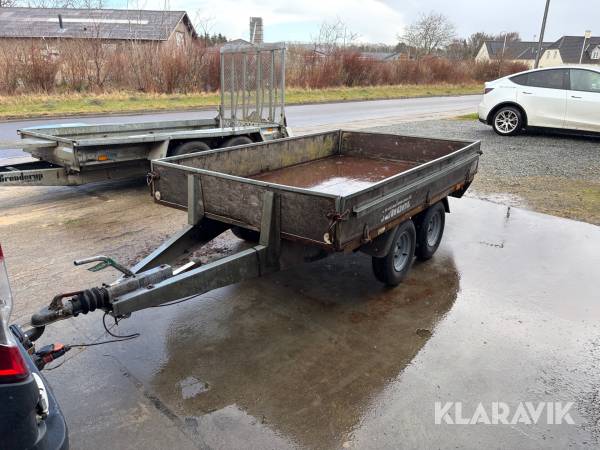 Trailer Variant 1003