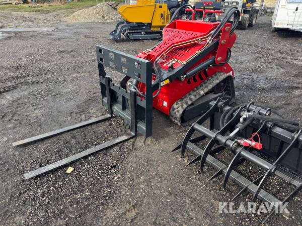 Redskabsbærer Nuoman NM-SLD480