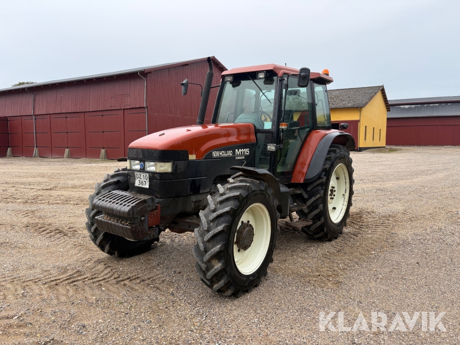 Traktor New Holland M115