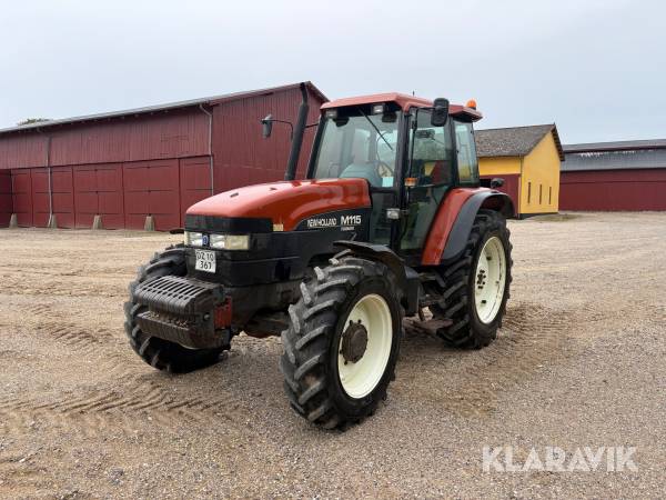 Traktor New Holland M115