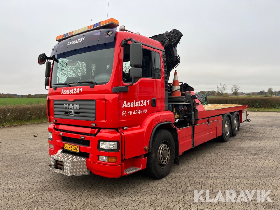 Lastbil MAN Tga.26390 med kran