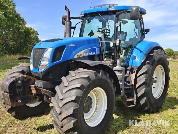 Traktor New Holland T7070 Autocommand
