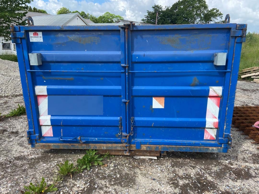Container