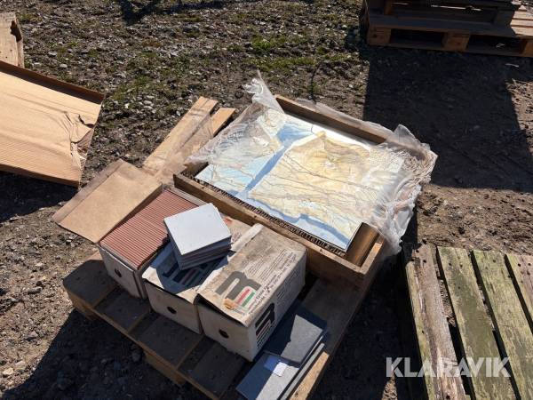 Blandet lot med spejle og klinker