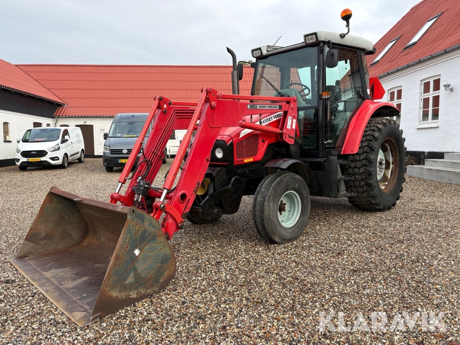 Traktor med frontlæsser Massey Ferguson 5425
