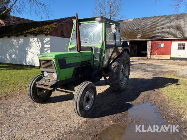 Veterantraktor DEUTZ-FAHR D7207C