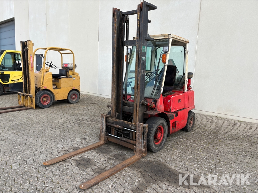 Truck Mitsubishi FG25T