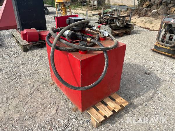 Dieseltank Smede og Beholderfabrik C 235 liter med pistol