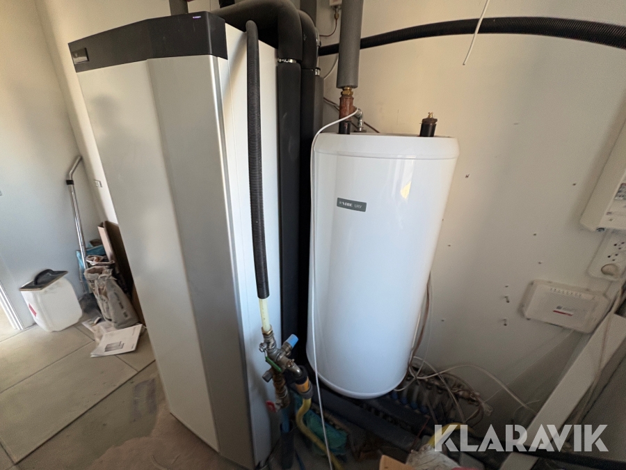 Jordvarme anlæg Vølund varmeteknik Nibe med buffer tank og sprit