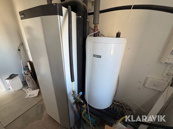 Jordvarme anlæg Vølund varmeteknik Nibe med buffer tank og sprit