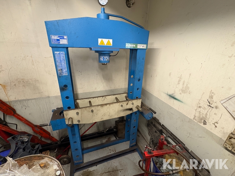 40 tons hydraulisk værkstedspresse OMCN ART.157