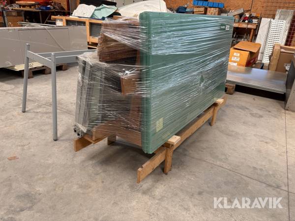 Diverse borde og døre