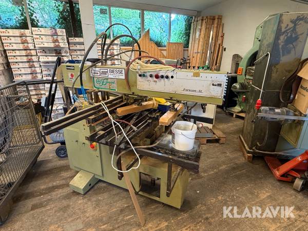 Linjeboremaskine Biesse Forecon-51
