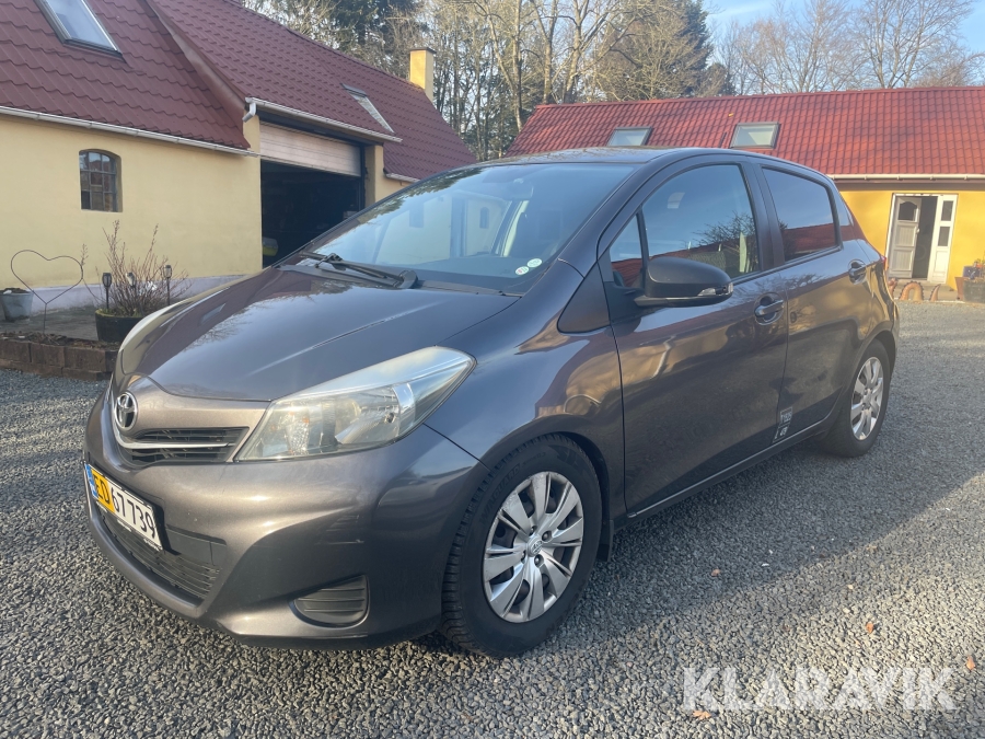 Varebil Toyota Yaris 1,4