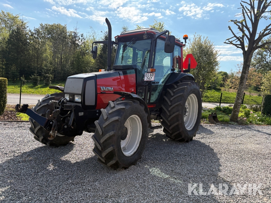 Traktor VALTRA A95