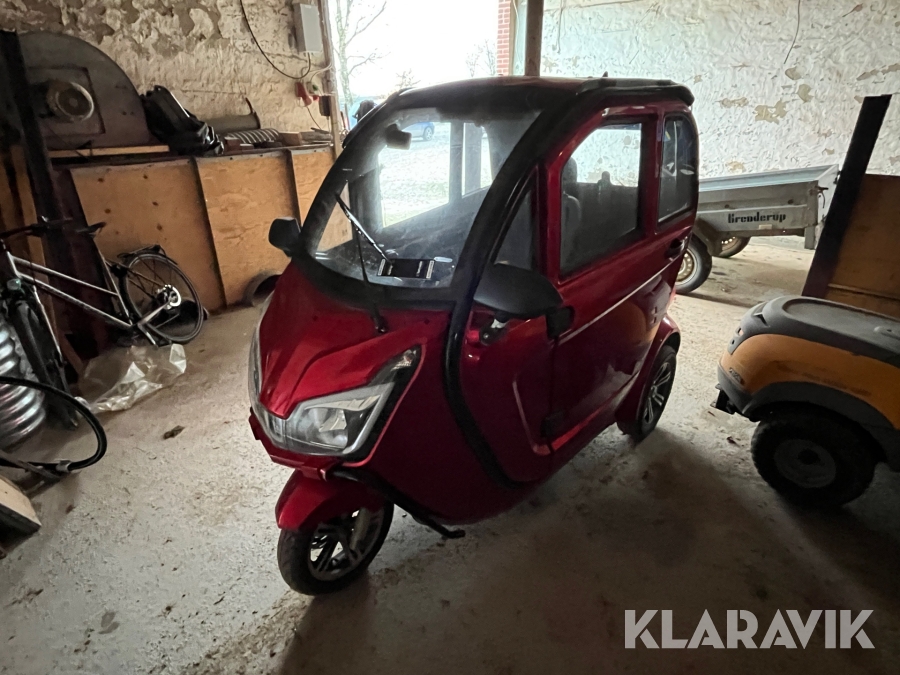 Kabinescooter Bach Delux 26