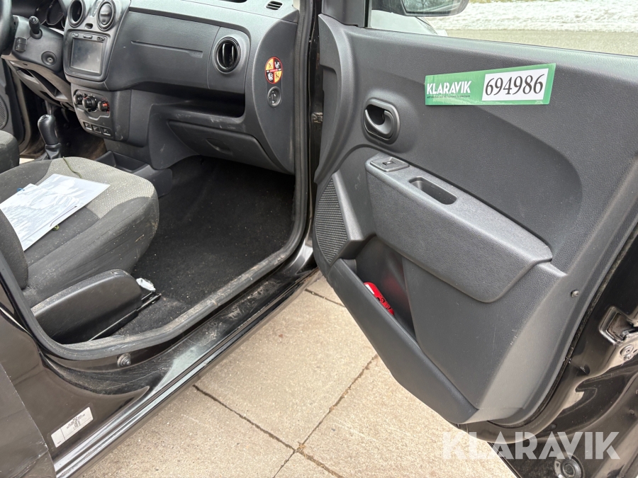 Budbil Dicia Dokker van 1.5 DCI 90