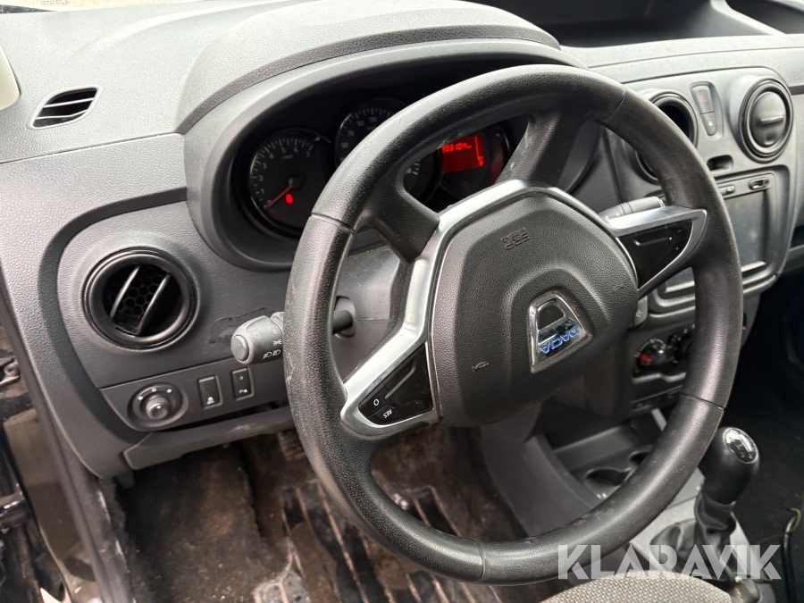 Budbil Dicia Dokker van 1.5 DCI 90