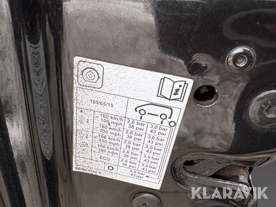 Budbil Dicia Dokker van 1.5 DCI 90