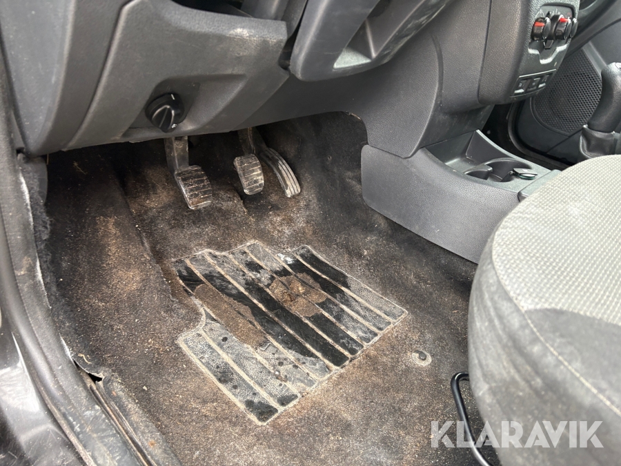 Budbil Dicia Dokker van 1.5 DCI 90