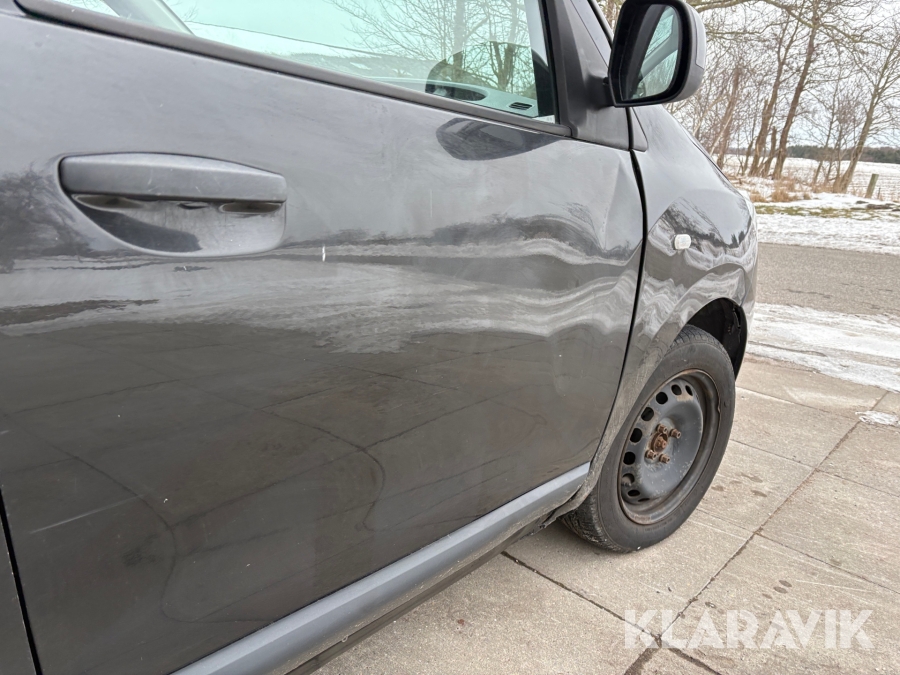 Budbil Dicia Dokker van 1.5 DCI 90