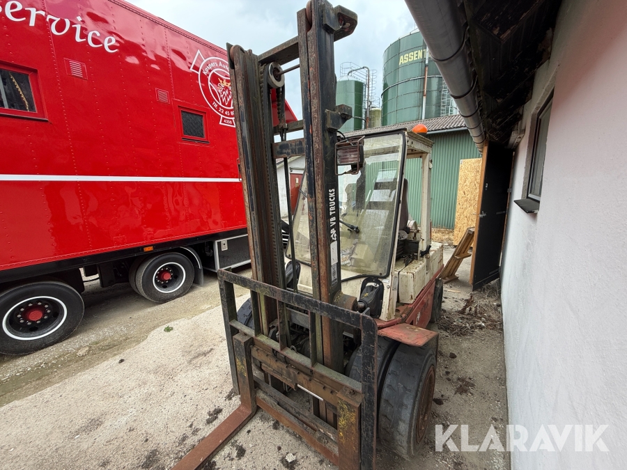 Truck Nissan RGH02A-30U
