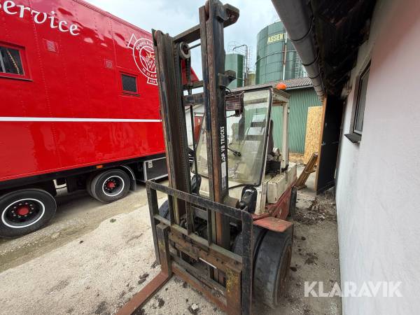 Truck Nissan RGH02A-30U