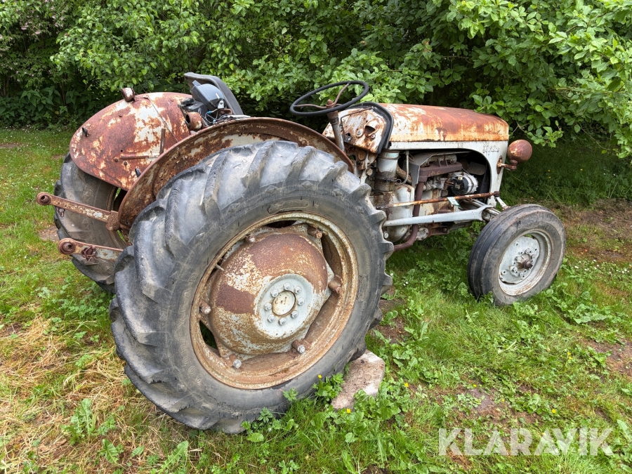 Veterantraktor Ferguson