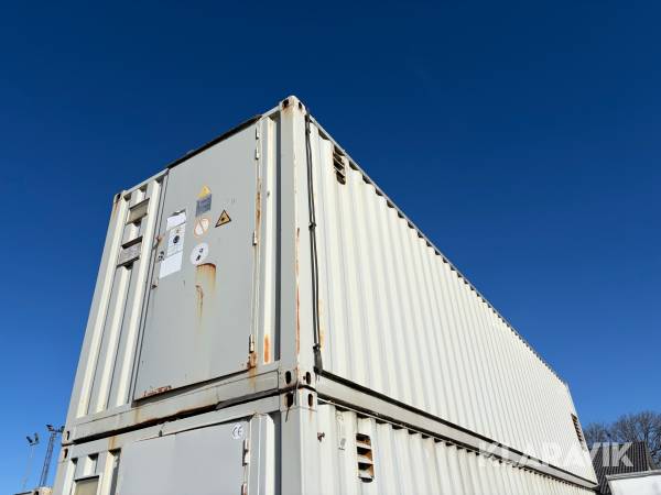 Container 40 fod isoleret med generator