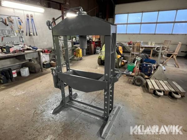 Presser Stenhøj 40 tons