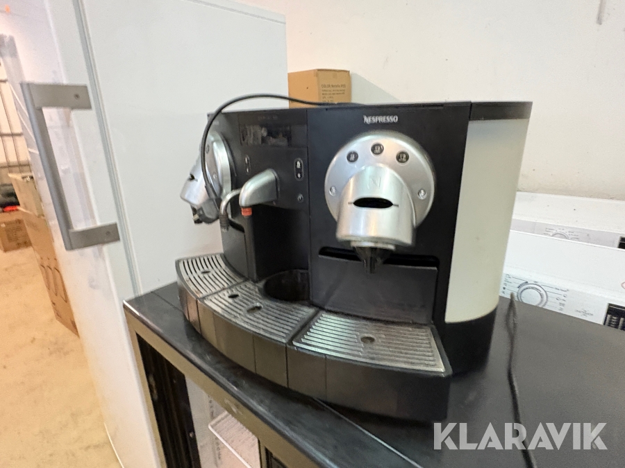 Espressomaskine Nespresso 734/CS223