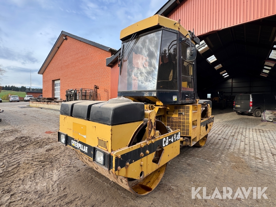 Vejtromle Caterpillar CB-434B