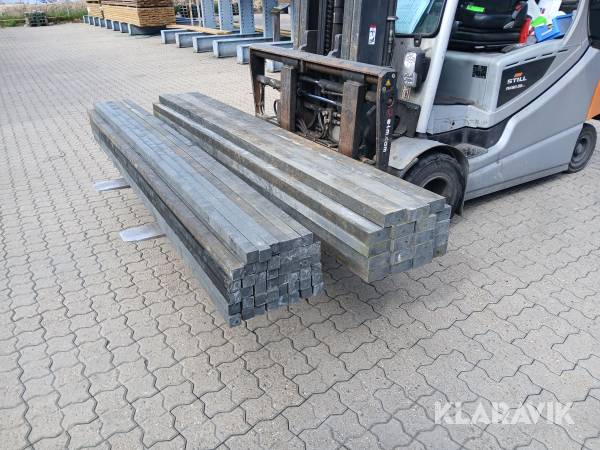 Planker og stolper Retextil sort af genbrugsmateriale 19 planker og 46 stolper