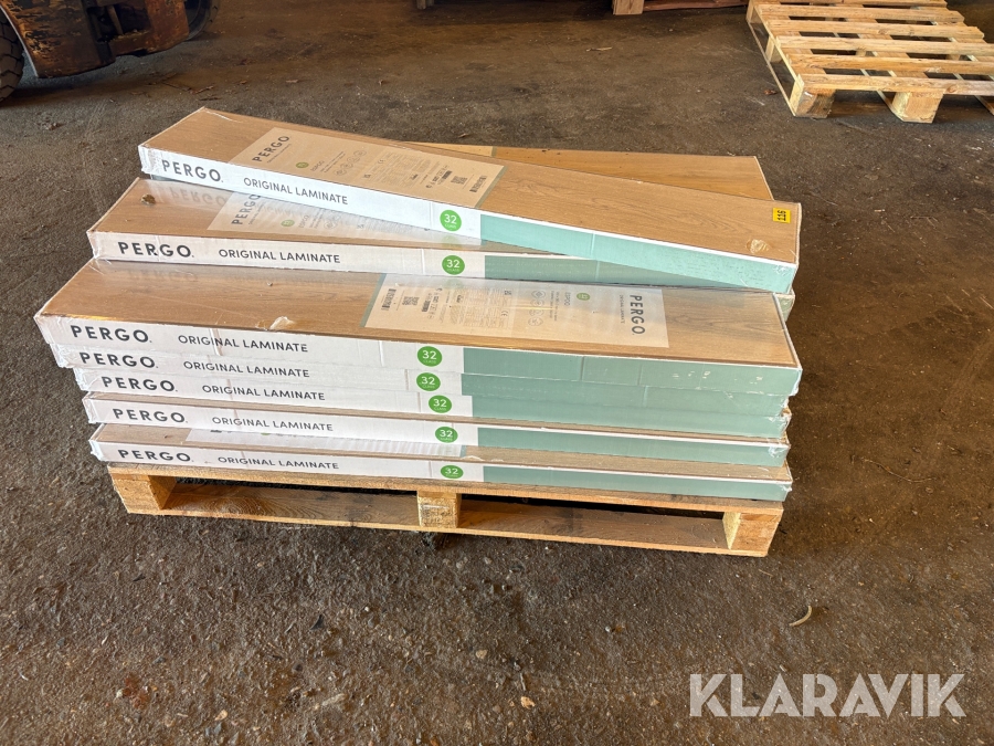 Gulv Pergo Original Laminate ESPOO 32 Class – Natural Beige Oak 18styk