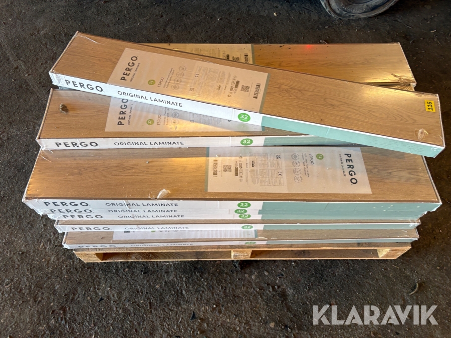 Gulv Pergo Original Laminate ESPOO 32 Class – Natural Beige Oak 18styk