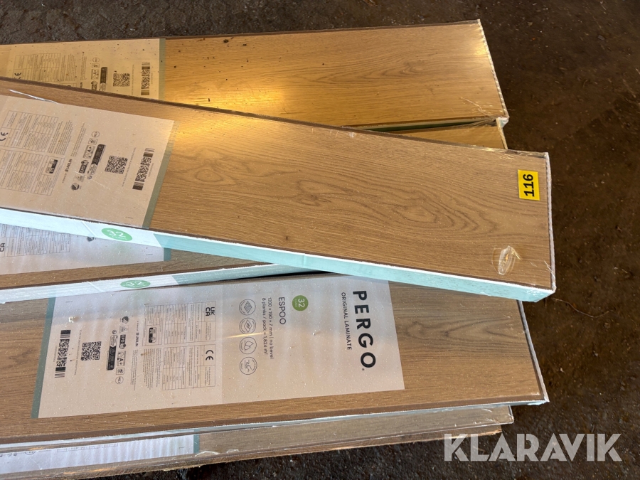 Gulv Pergo Original Laminate ESPOO 32 Class – Natural Beige Oak 18styk