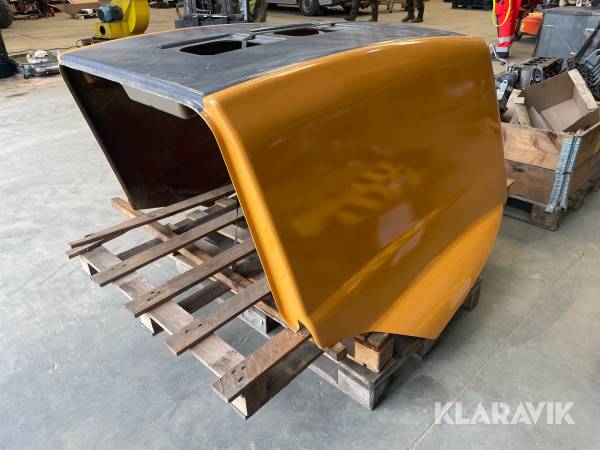 Motorhjelm til gummiged Case 621
