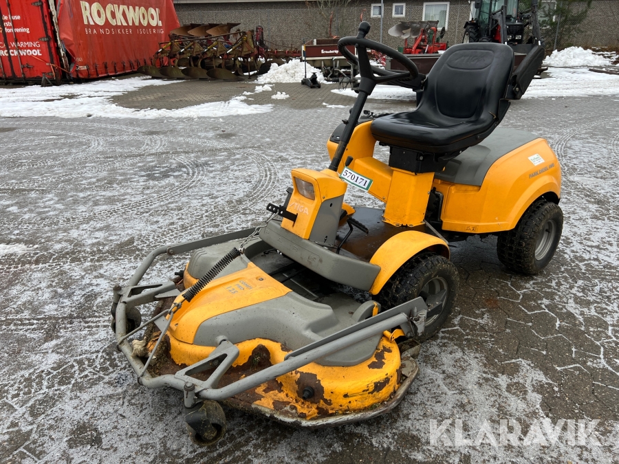 Græsslåmaskine Stiga Park Diesel 4WD Combi PRO 125 klippebord