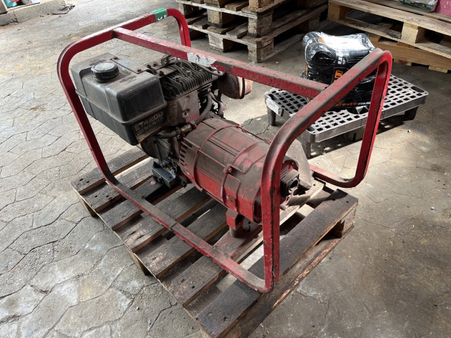Generator