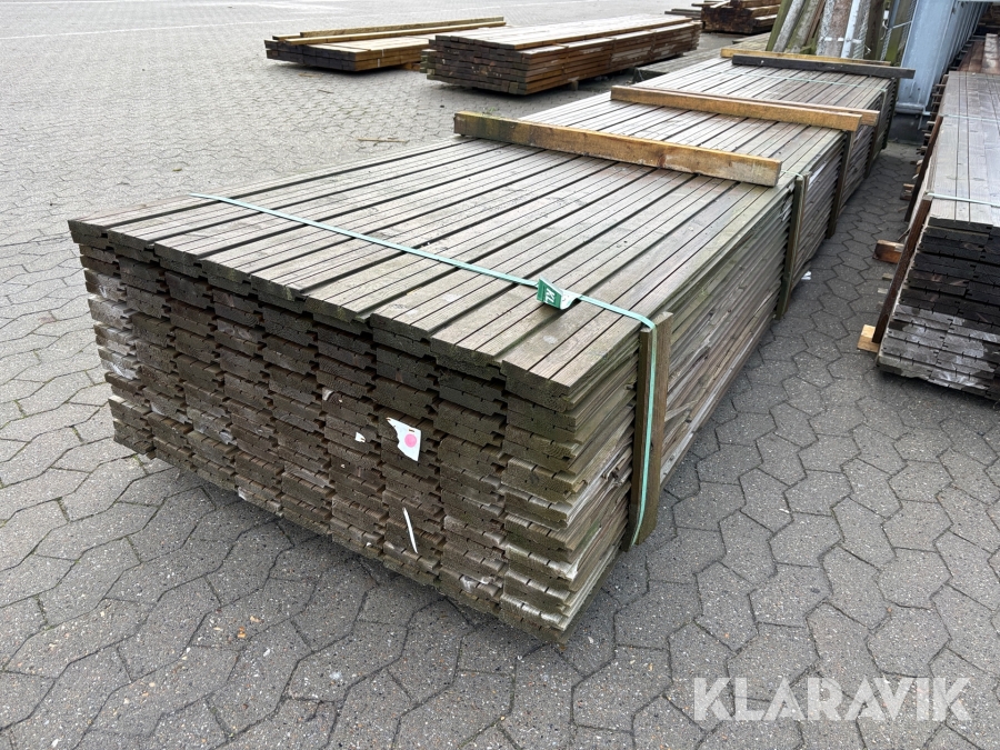Trykket sternbrædder 25x125 mm. (under), 160 styk