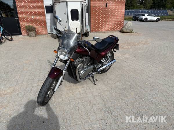 Motorcykel Suzuki Vx800