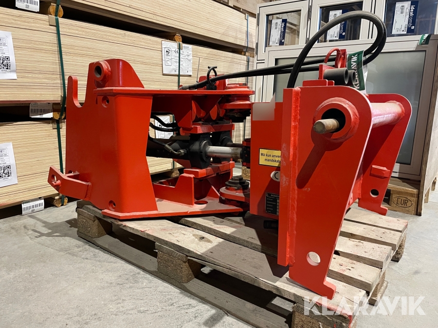 Drejeled Scantruck MTH-180 til mandskabskurv