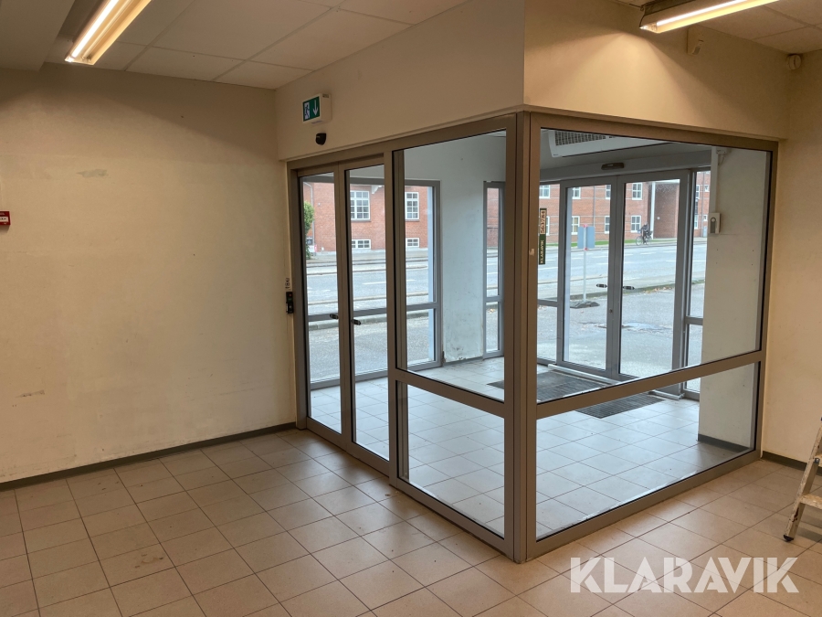 Automatisk Butiksdør med vindue.