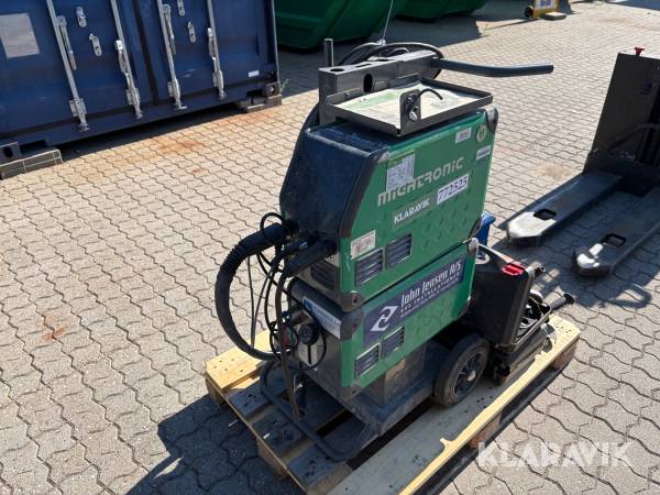 Svejsemaskine Migatronic PI 250 DC med 6 tilbehør
